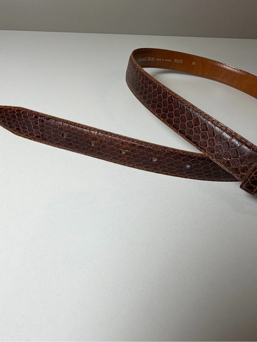 Women’s Genuine Snake Skin Size Medium Brown Leather Belt with Gold Buckle